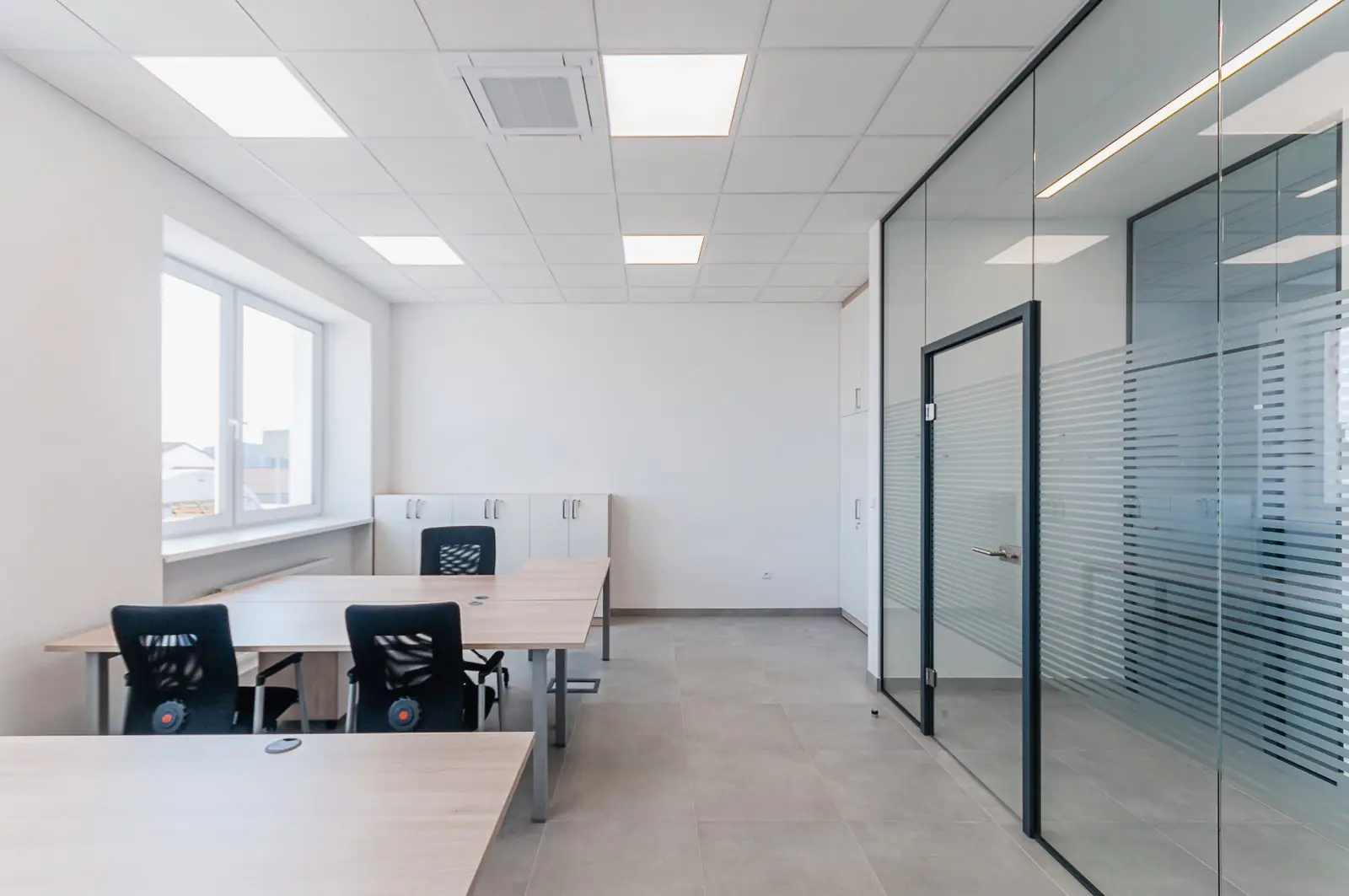 Office interior cleaned on a commercial schedule in Douglas County, GA