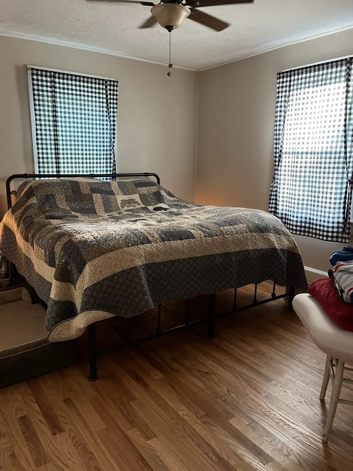 Bedroom cleaned by Pure Heart Cleaning Solutions